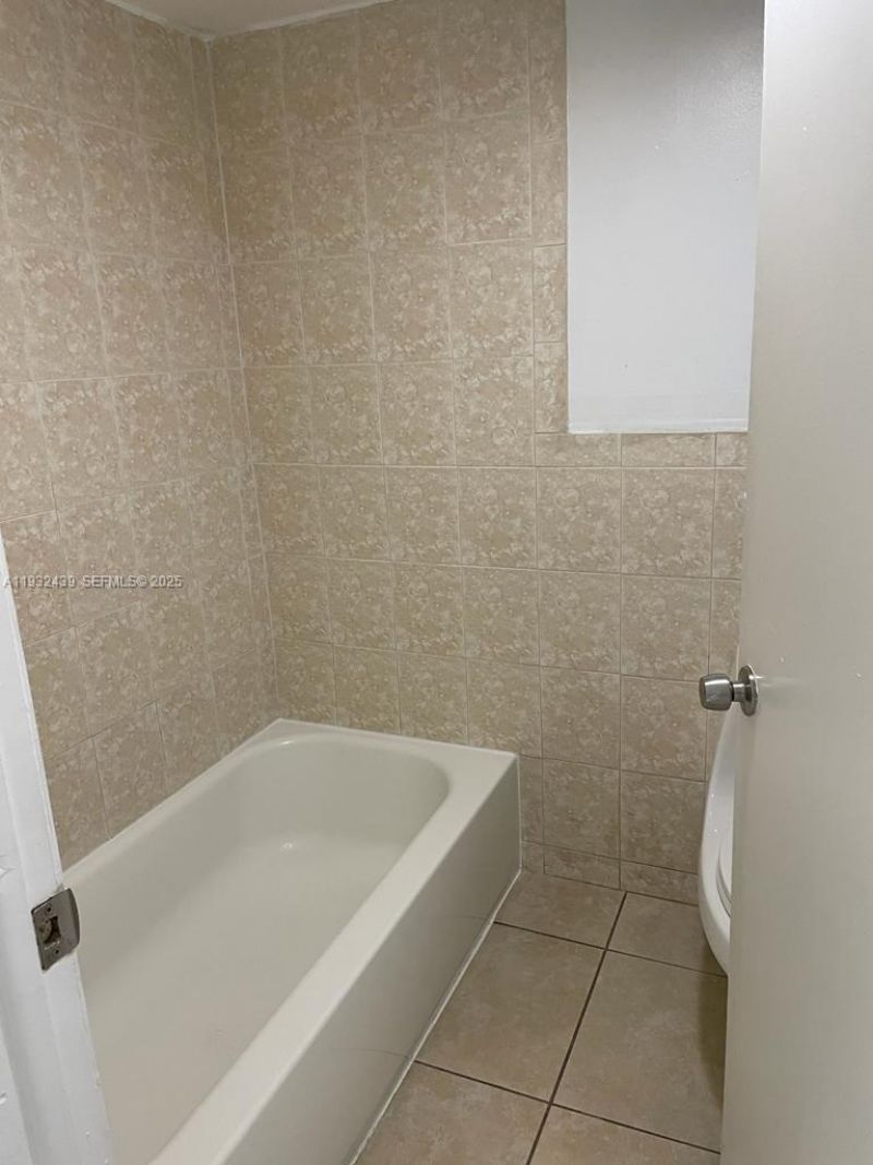 8205 SW 152nd Ave, Unit F-202, Miami, FL 33193 Photo