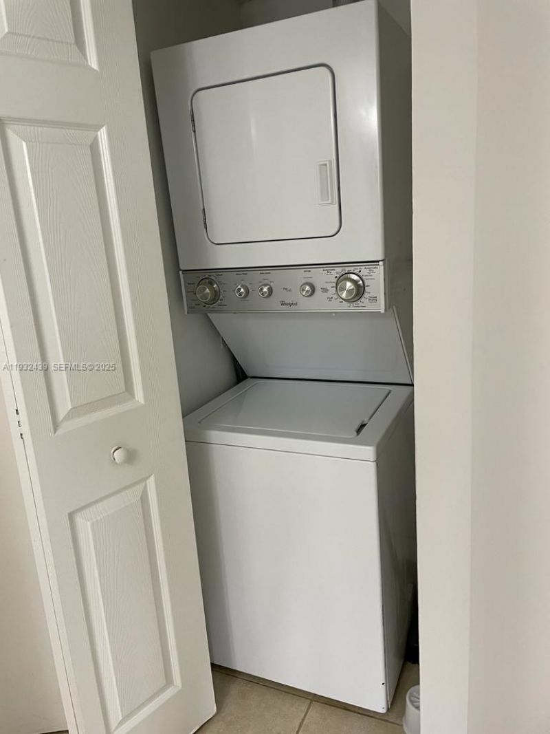 8205 SW 152nd Ave, Unit F-202, Miami, FL 33193 Photo