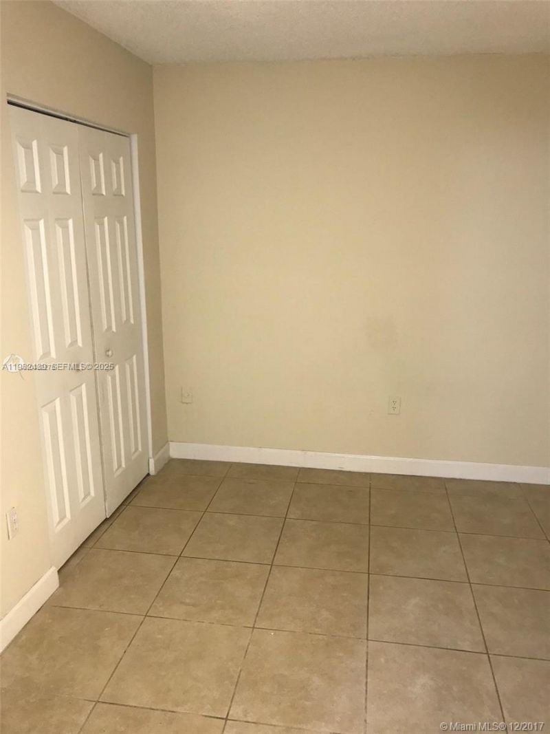 8205 SW 152nd Ave, Unit F-202, Miami, FL 33193 Photo