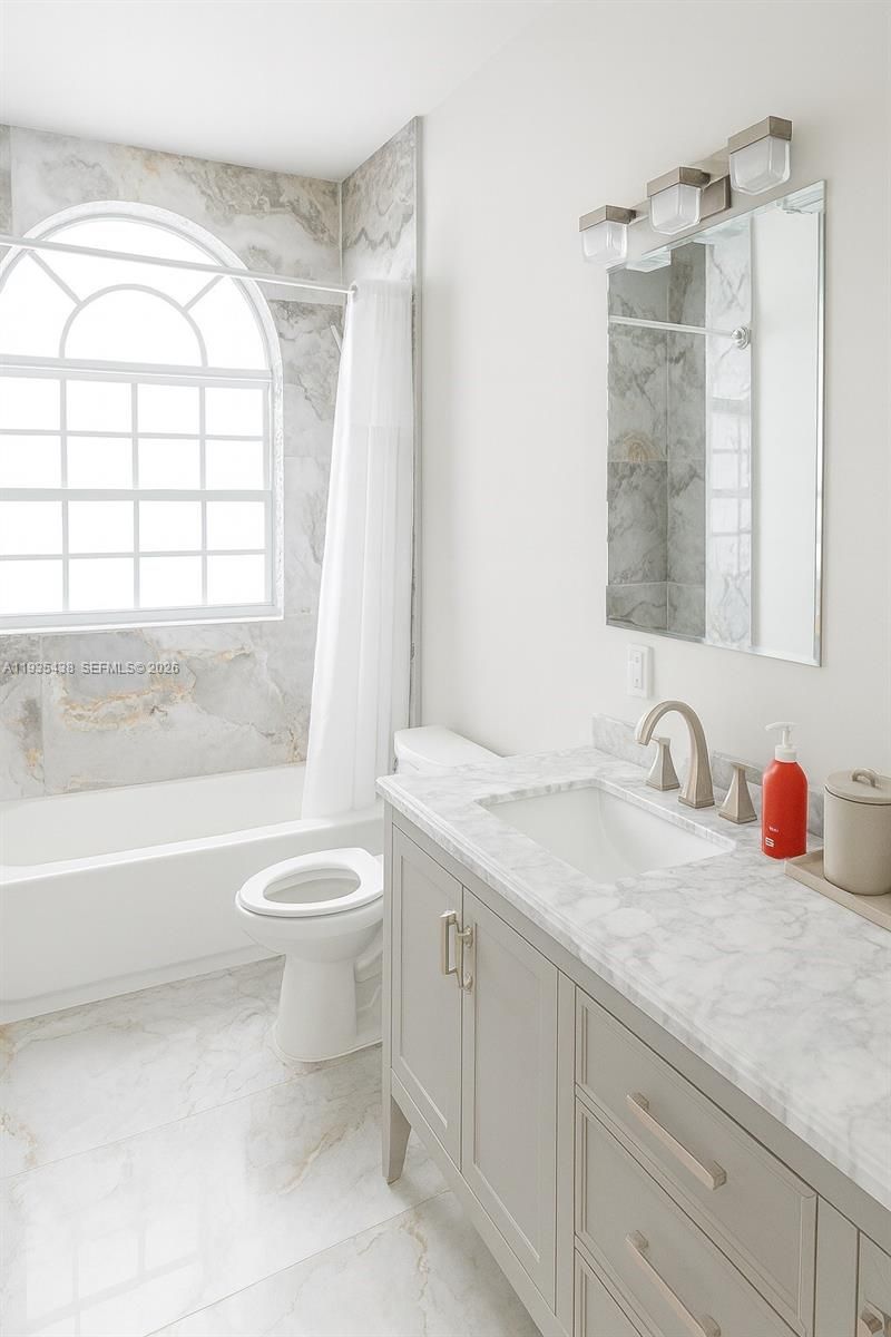 1139 NE 3rd Ave, Fort Lauderdale, FL 33304 Photo