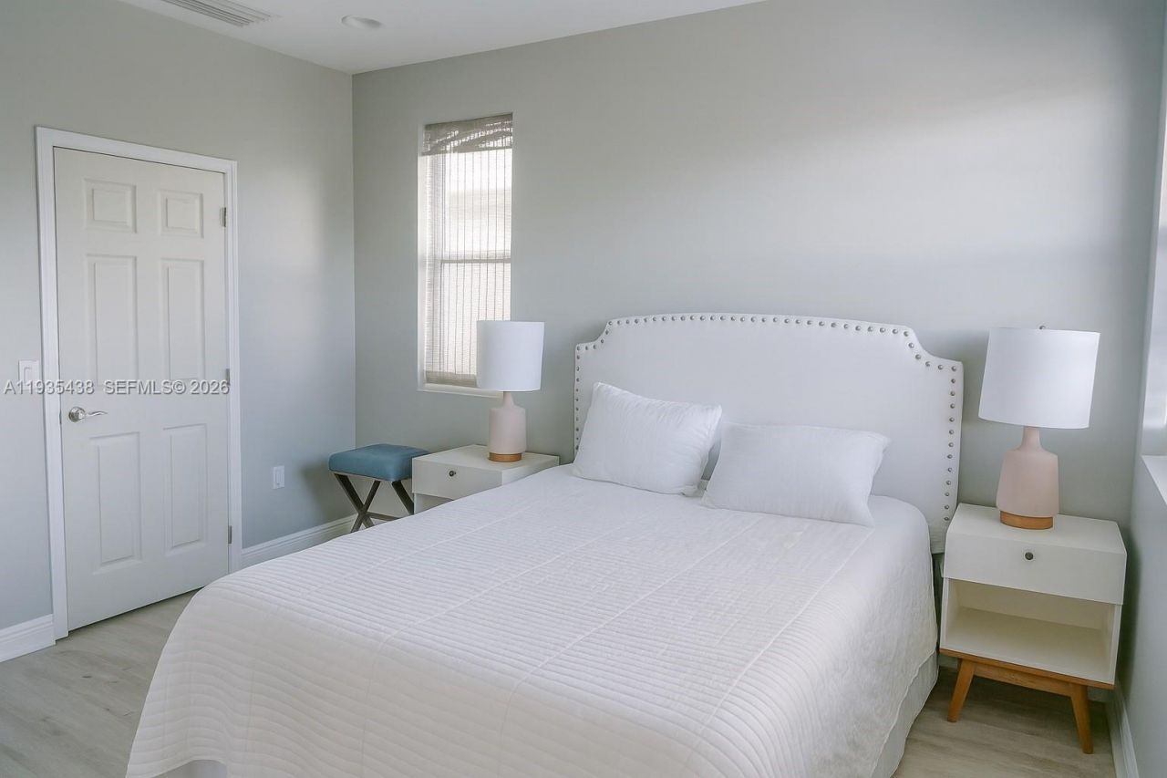 1139 NE 3rd Ave, Fort Lauderdale, FL 33304 Photo