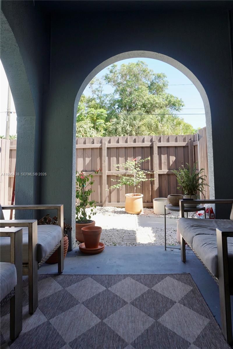 1139 NE 3rd Ave, Fort Lauderdale, FL 33304 Photo