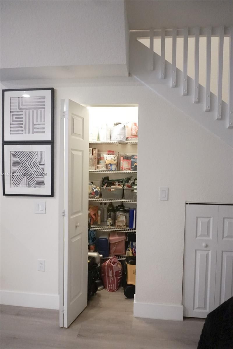 10589 W 32nd Ln, Hialeah Gardens, FL 33018 Photo