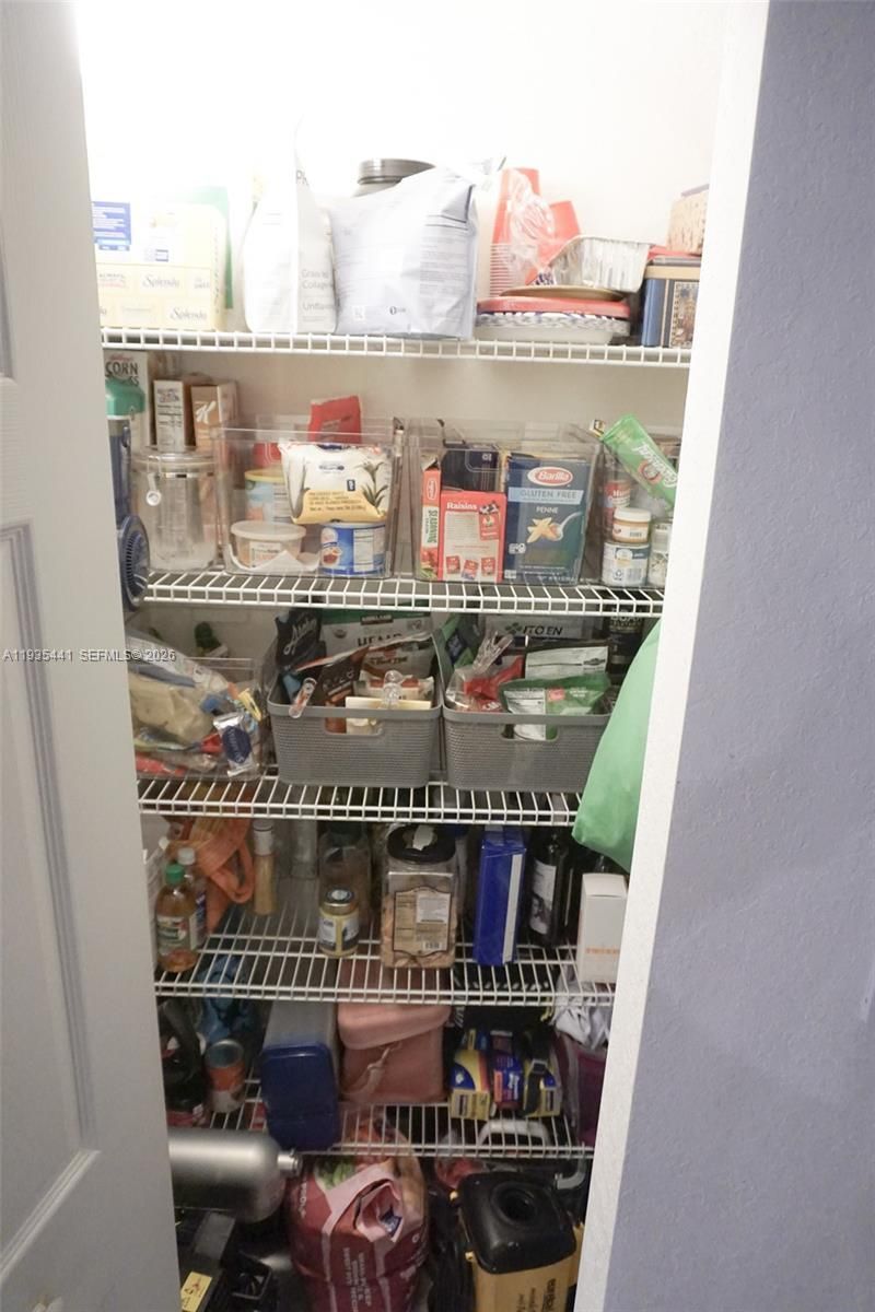 10589 W 32nd Ln, Hialeah Gardens, FL 33018 Photo