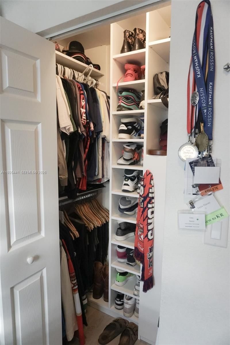 10589 W 32nd Ln, Hialeah Gardens, FL 33018 Photo