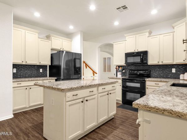 969 E OAKLAND Street, Gilbert, AZ 85295