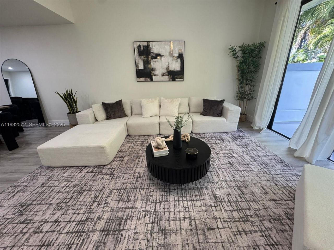 10109 NW 52nd Ter, Doral, FL 33178 Photo