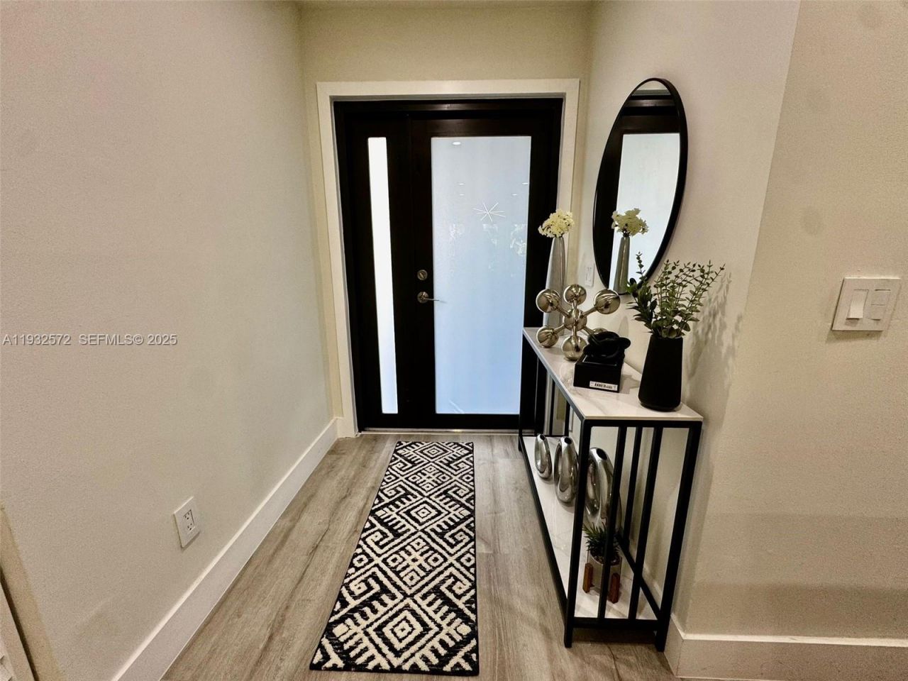 10109 NW 52nd Ter, Doral, FL 33178 Photo