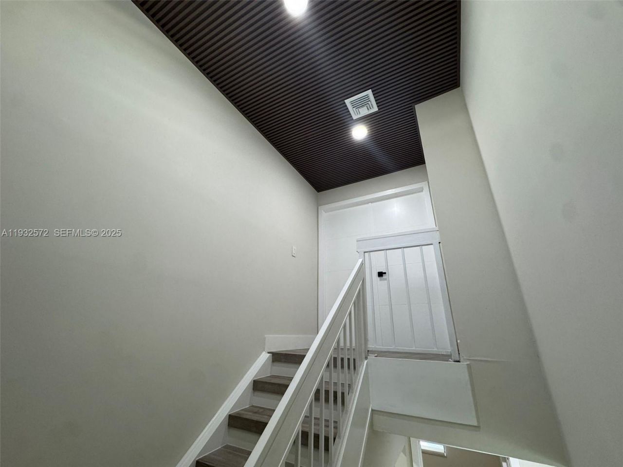 10109 NW 52nd Ter, Doral, FL 33178 Photo