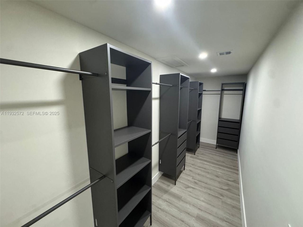 10109 NW 52nd Ter, Doral, FL 33178 Photo