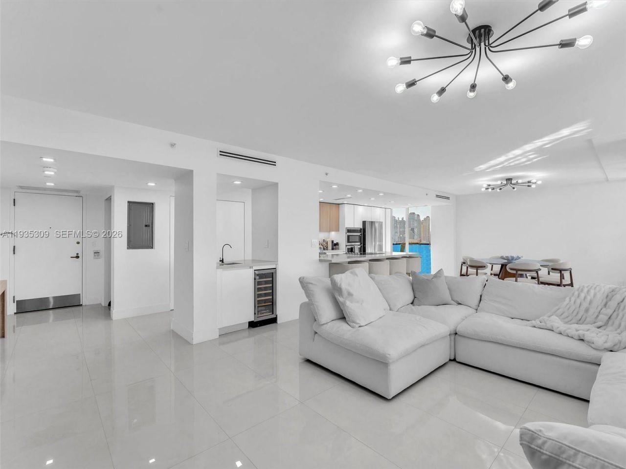 19707 Turnberry Way, Unit 22D, Aventura, FL 33180 Photo