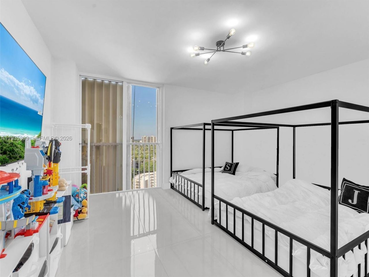 19707 Turnberry Way, Unit 22D, Aventura, FL 33180 Photo