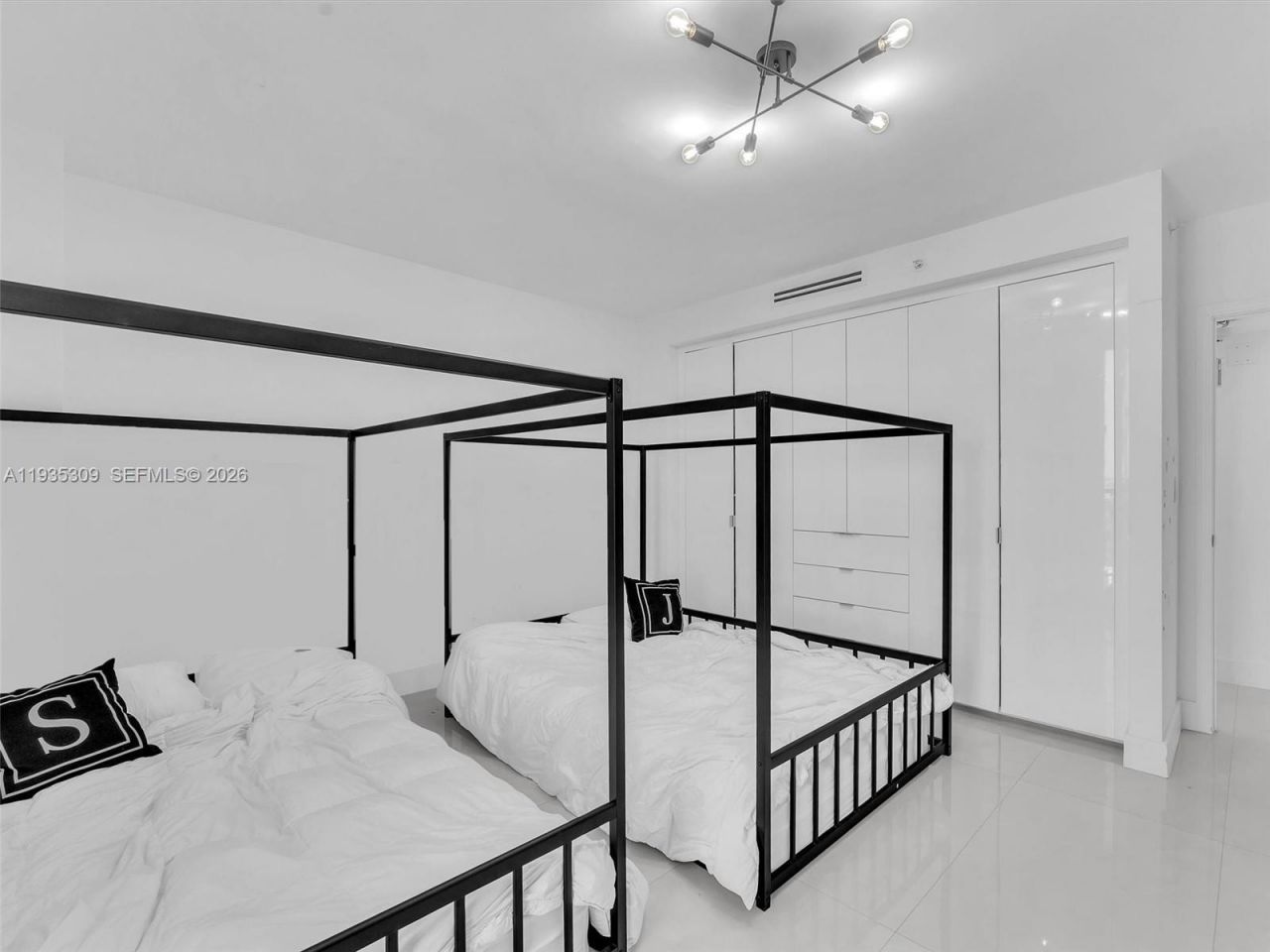 19707 Turnberry Way, Unit 22D, Aventura, FL 33180 Photo