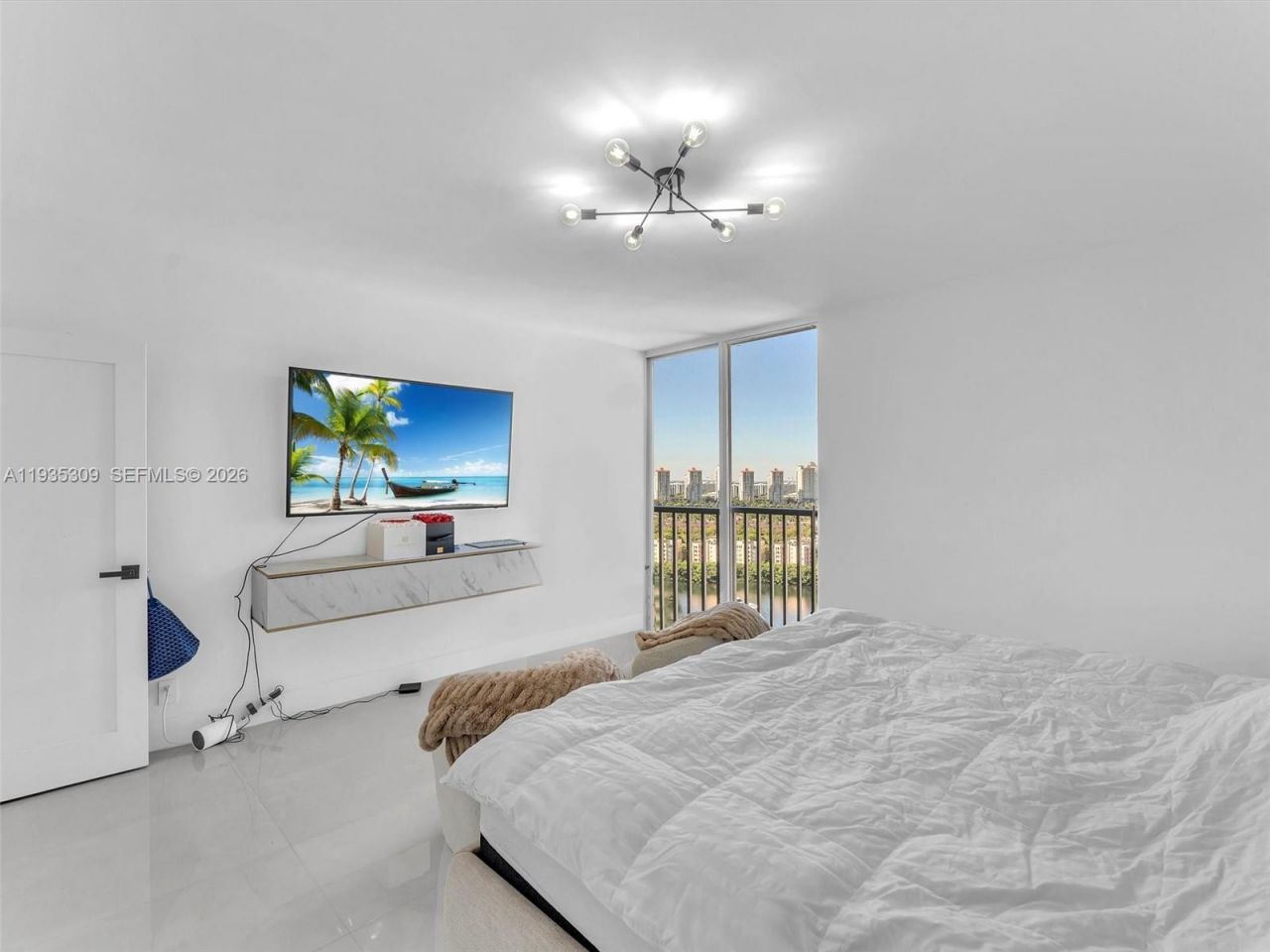 19707 Turnberry Way, Unit 22D, Aventura, FL 33180 Photo