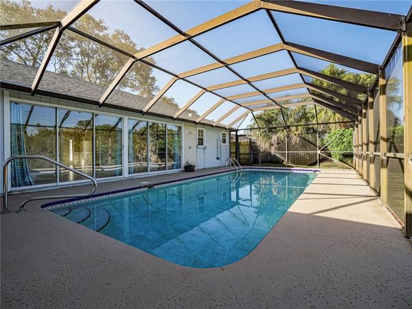 117 N 19th Circle SW, Vero Beach, FL 32962