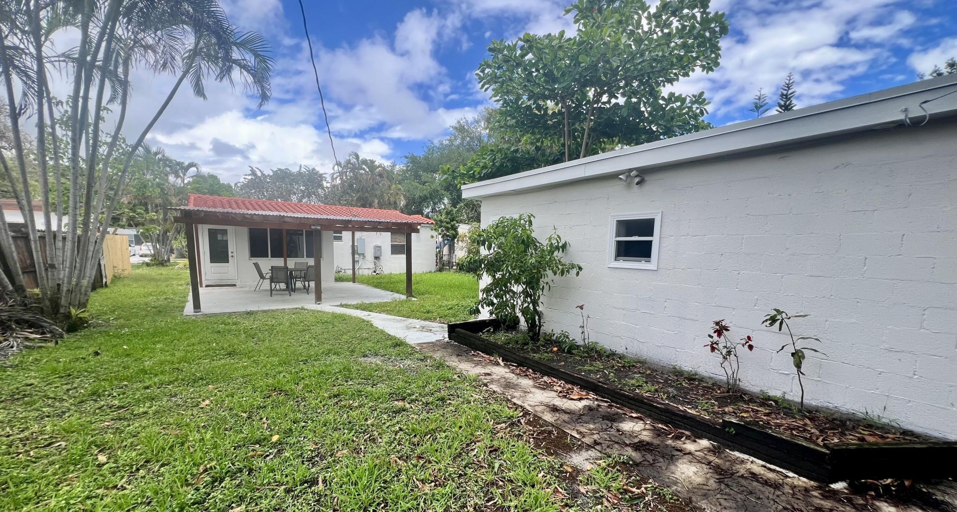 2530 Mckinley Street, Hollywood, FL 33020 Photo