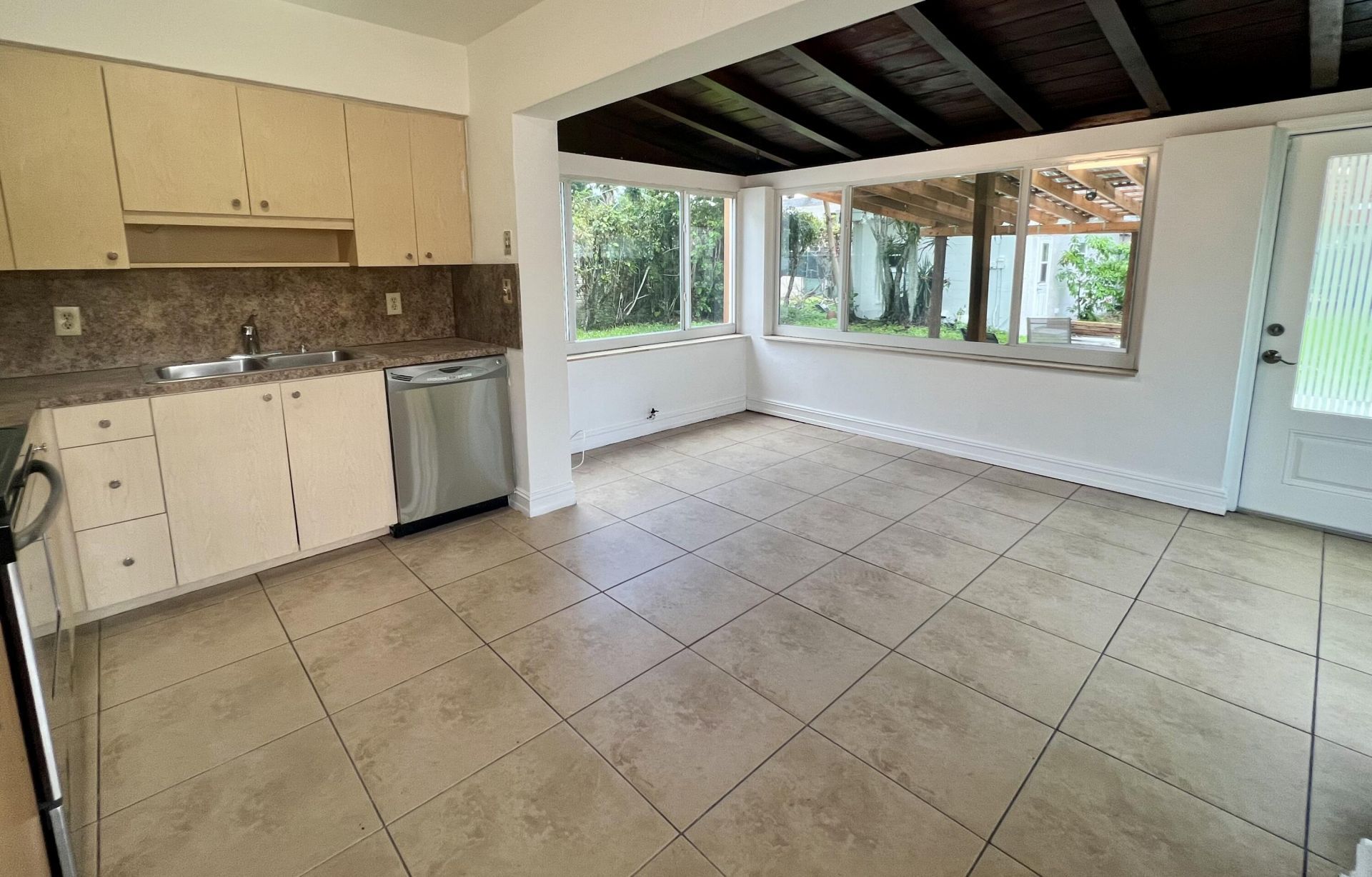 2530 Mckinley Street, Hollywood, FL 33020 Photo