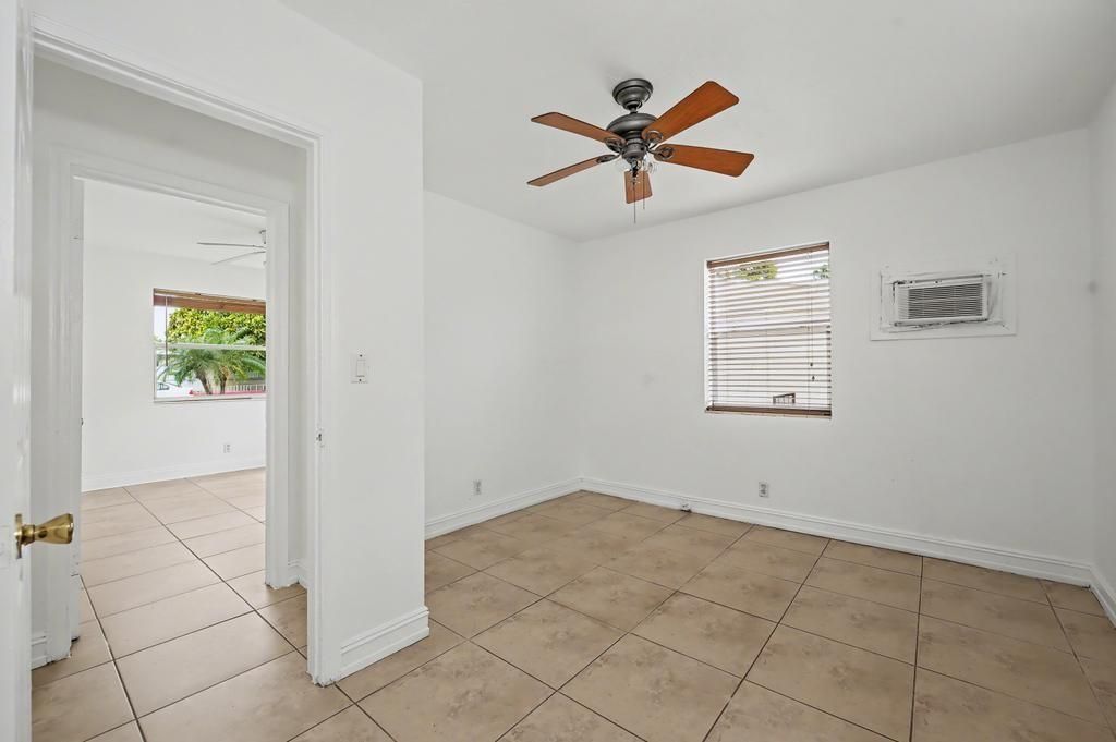 2530 Mckinley Street, Hollywood, FL 33020 Photo
