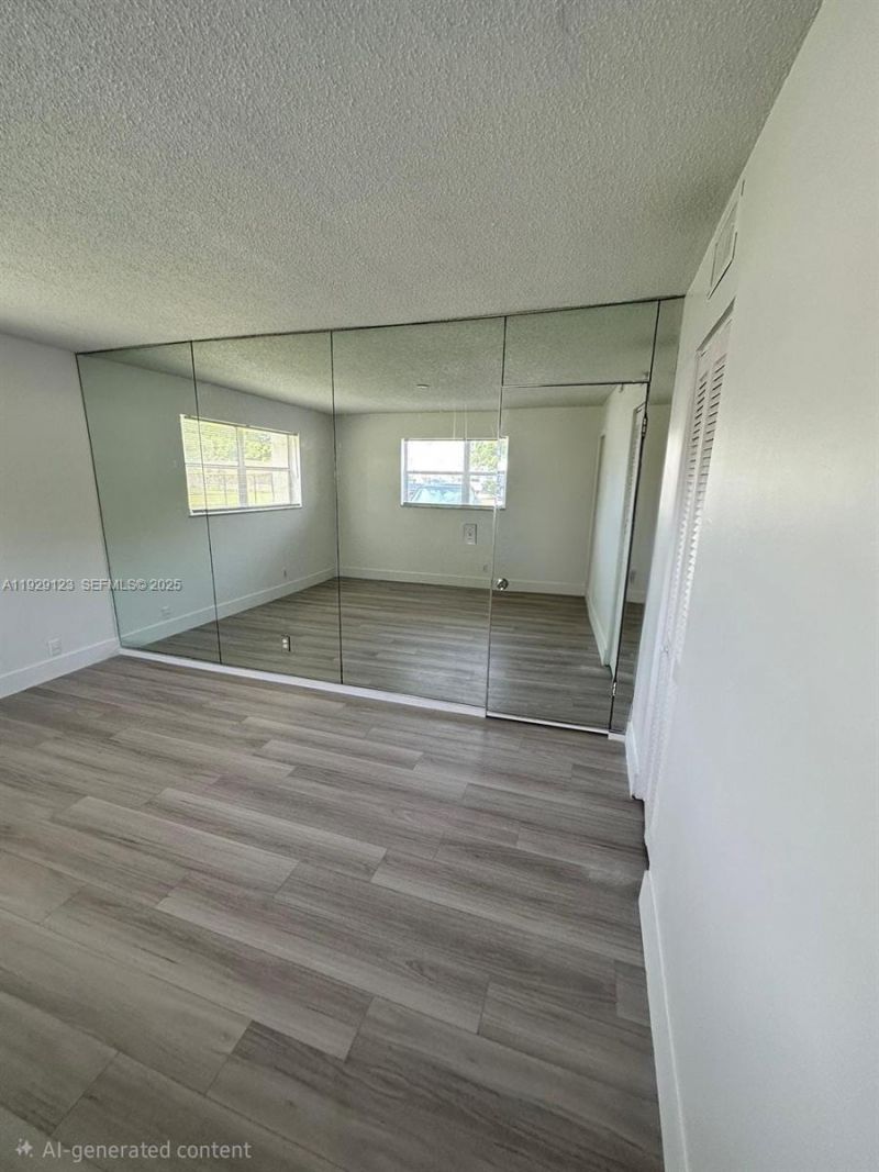 8001 Fairview Dr , Unit 101, Tamarac, FL 33321 Photo