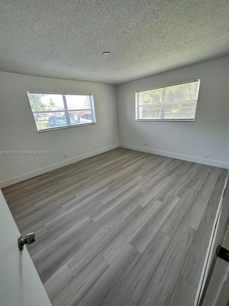 8001 Fairview Dr , Unit 101, Tamarac, FL 33321 Photo