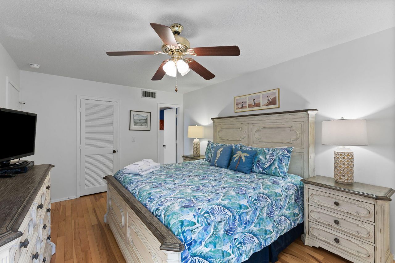 1319 Pelican Watch Villas Photo 19