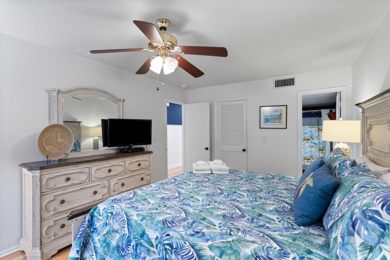 1319 Pelican Watch Villas Photo 20