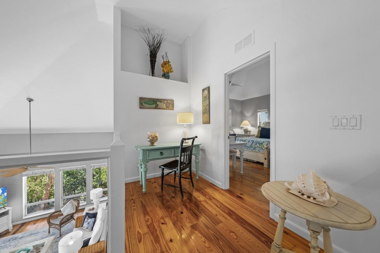 2449 Harbour Ln, Sanibel, FL 33957 Photo