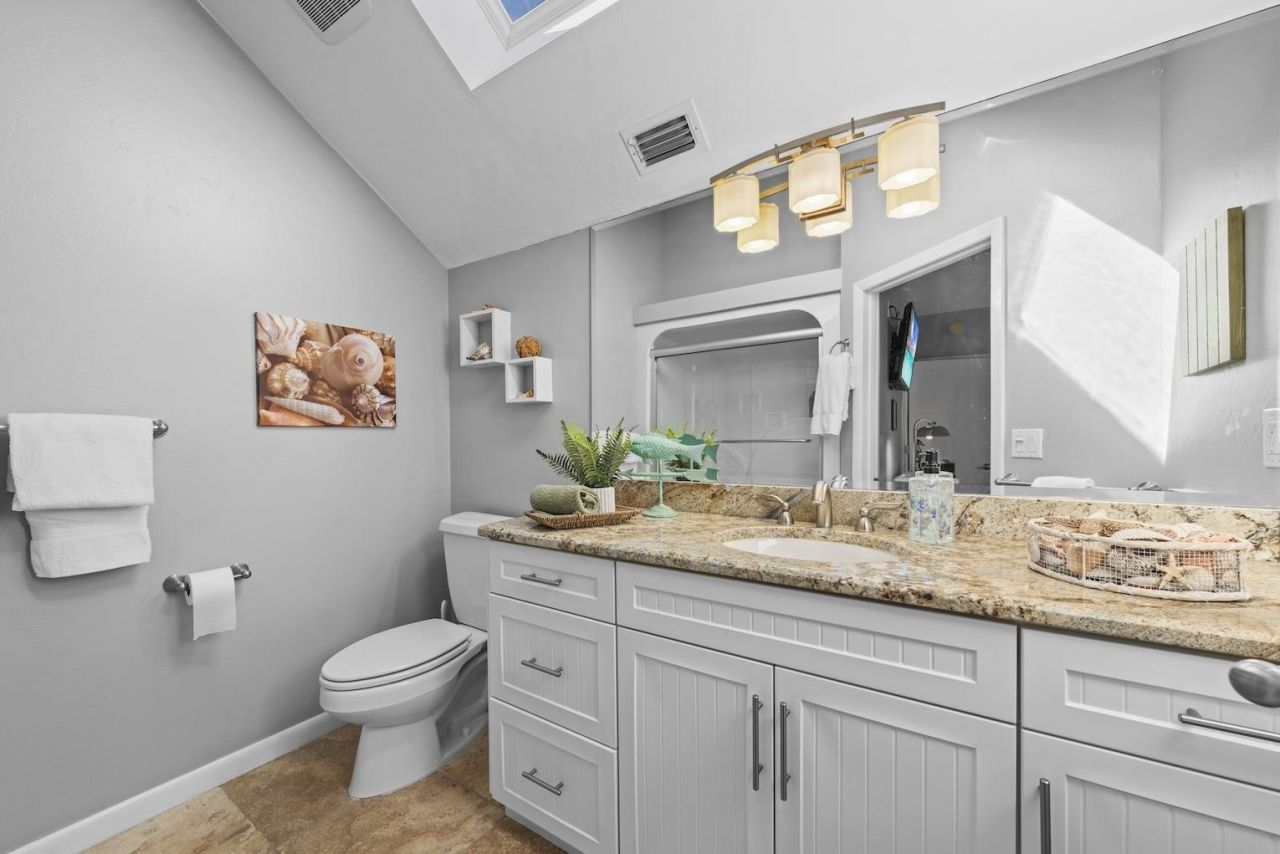 2449 Harbour Ln, Sanibel, FL 33957 Photo