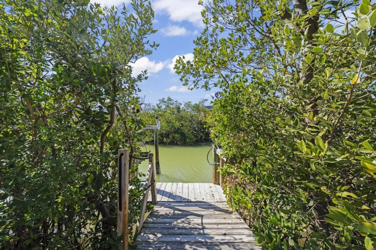 2449 Harbour Ln, Sanibel, FL 33957 Photo