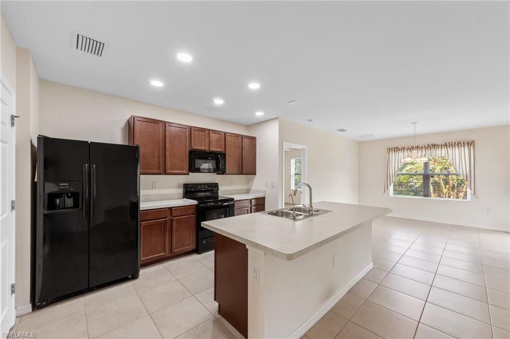 10528 Canal Brook Ln, Lehigh Acres, FL 33936 Photo