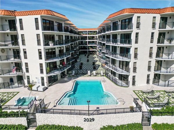 2029 N Ocean Blvd, Unit 303, Fort Lauderdale, FL 33305