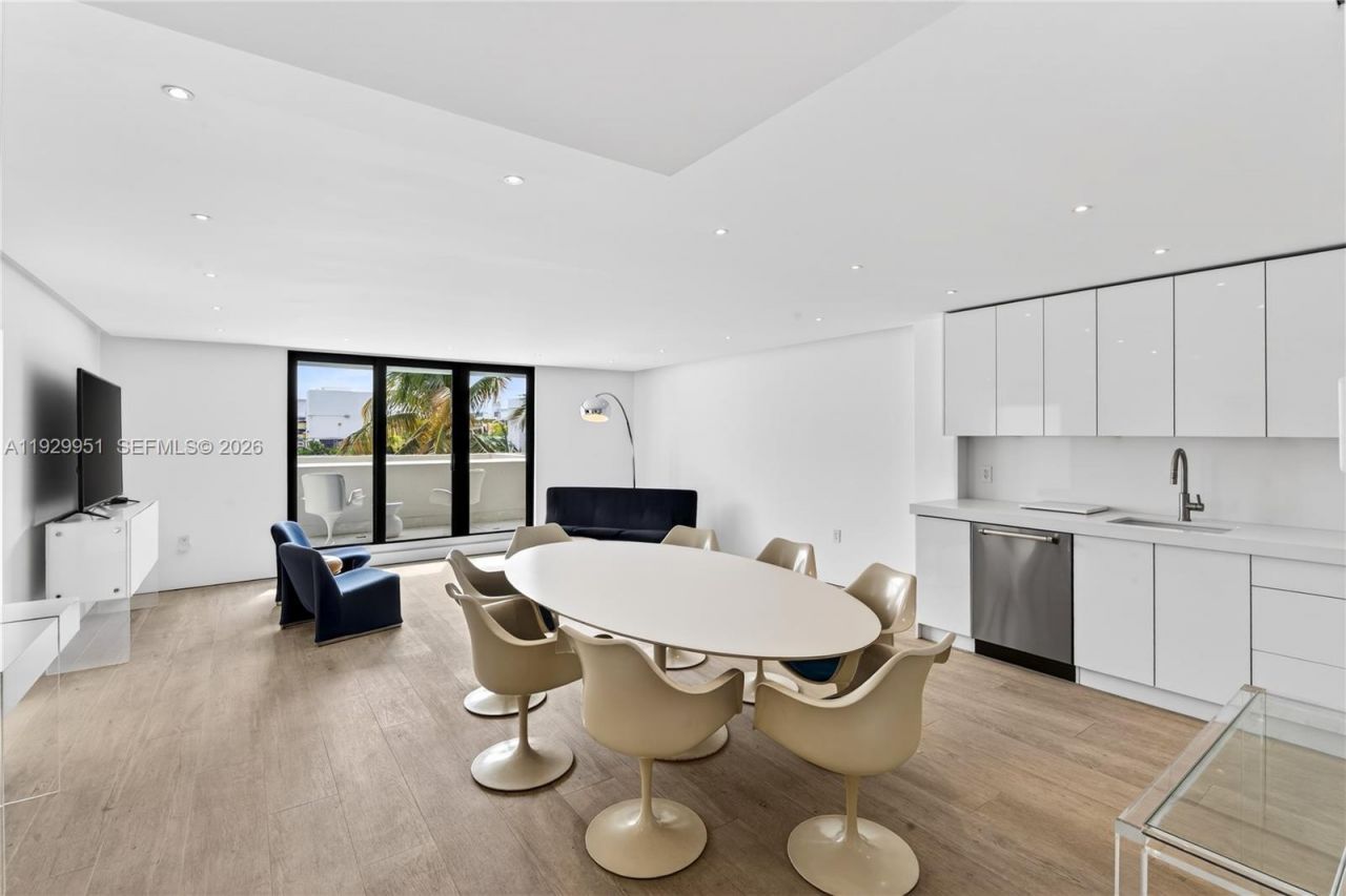 1800 Collins Ave, Unit 5E, Miami Beach, FL 33139 Photo