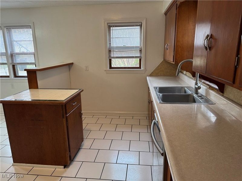 3053 Helen Place NW, Canton, OH 44708 Photo 12