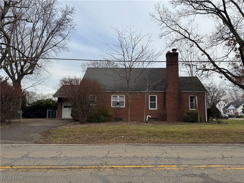 3053 Helen Place NW, Canton, OH 44708 Photo 2