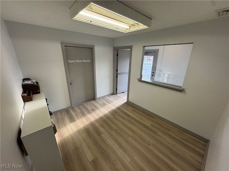 23672 Lorain Road, North Olmsted, OH 44070 Photo 3