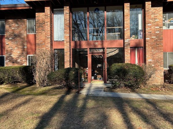 126 Sherman Hill, Unit APT B12, Woodbury, CT 06798