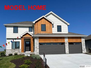 6610 S 200th Avenue, Omaha, NE 68135