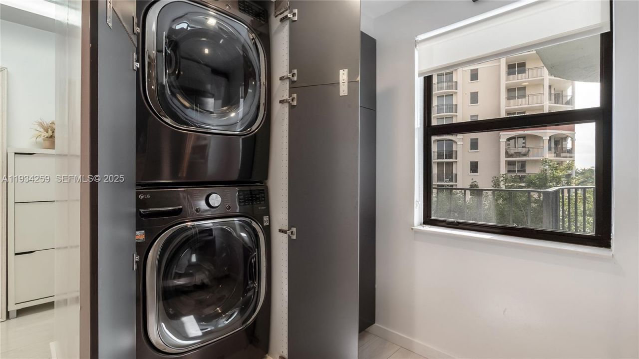 2029 N Ocean Blvd , Unit 404, Fort Lauderdale, FL 33305 Photo