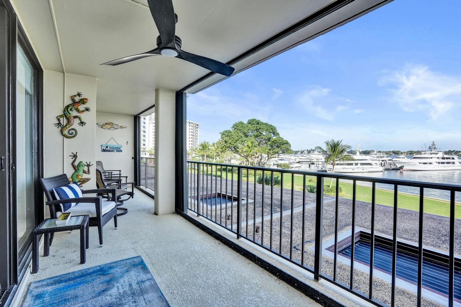 132 Lakeshore Drive, Unit 317, North Palm Beach, FL 33408 Photo