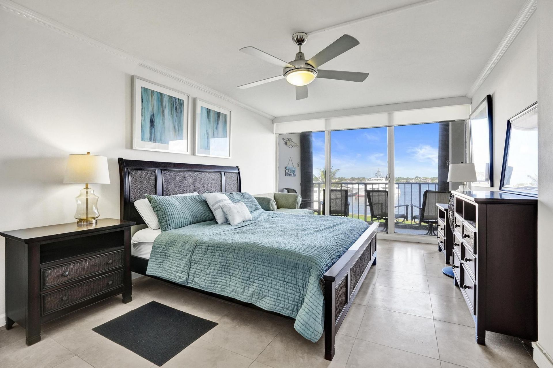 132 Lakeshore Drive, Unit 317, North Palm Beach, FL 33408 Photo