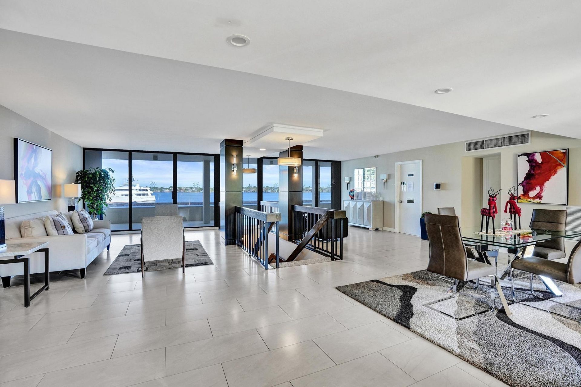 132 Lakeshore Drive, Unit 317, North Palm Beach, FL 33408 Photo