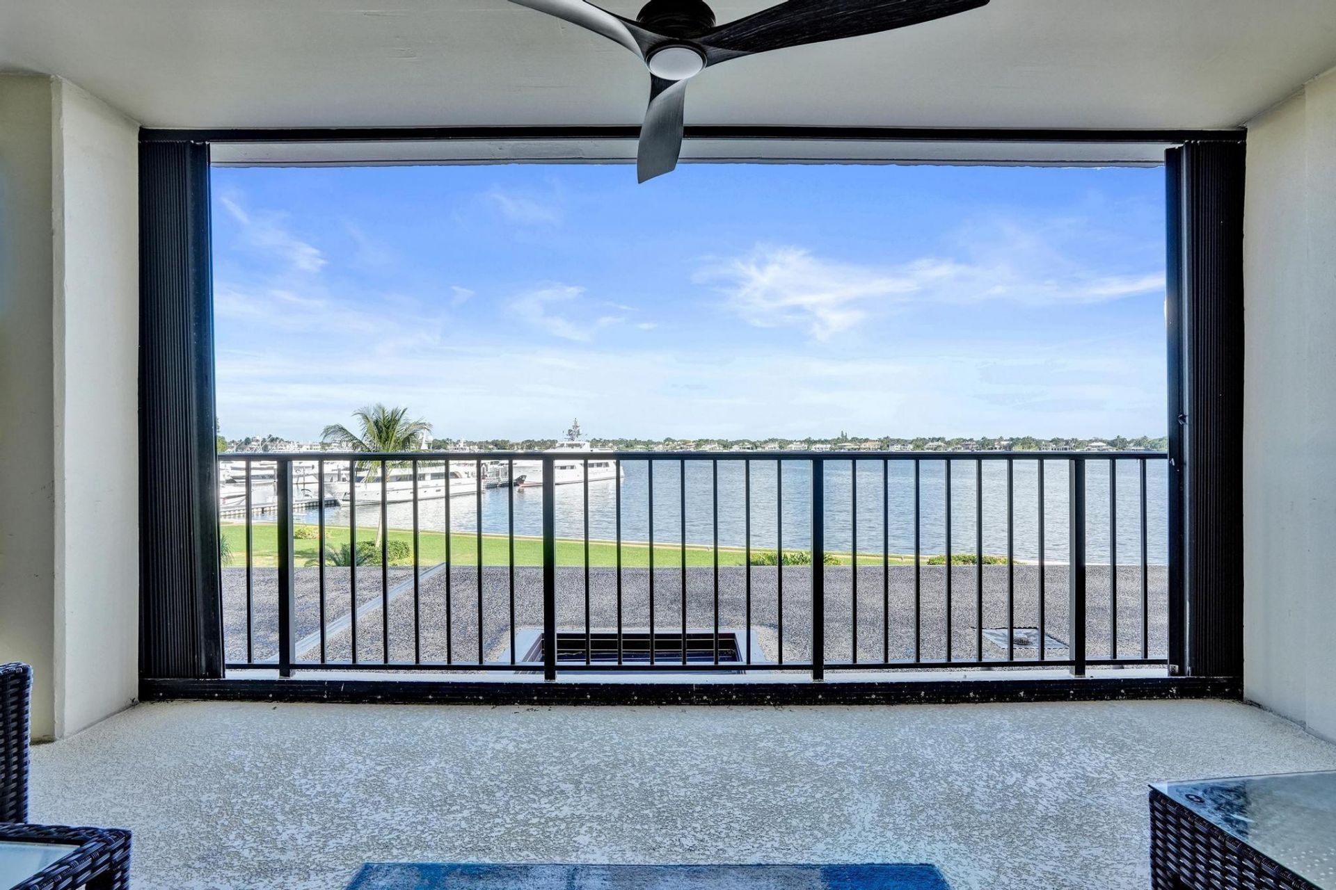 132 Lakeshore Drive, Unit 317, North Palm Beach, FL 33408 Photo