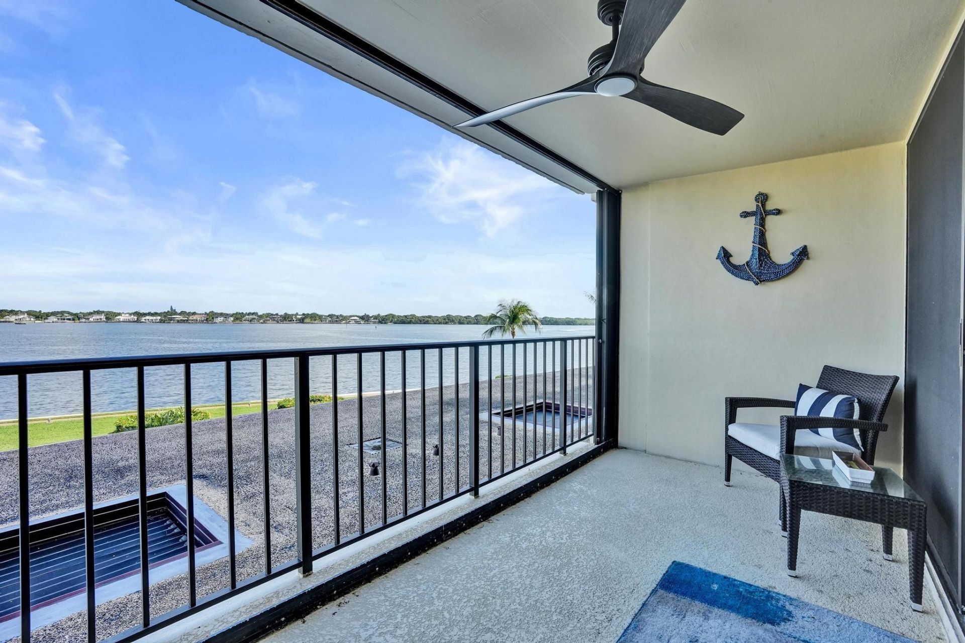 132 Lakeshore Drive, Unit 317, North Palm Beach, FL 33408 Photo