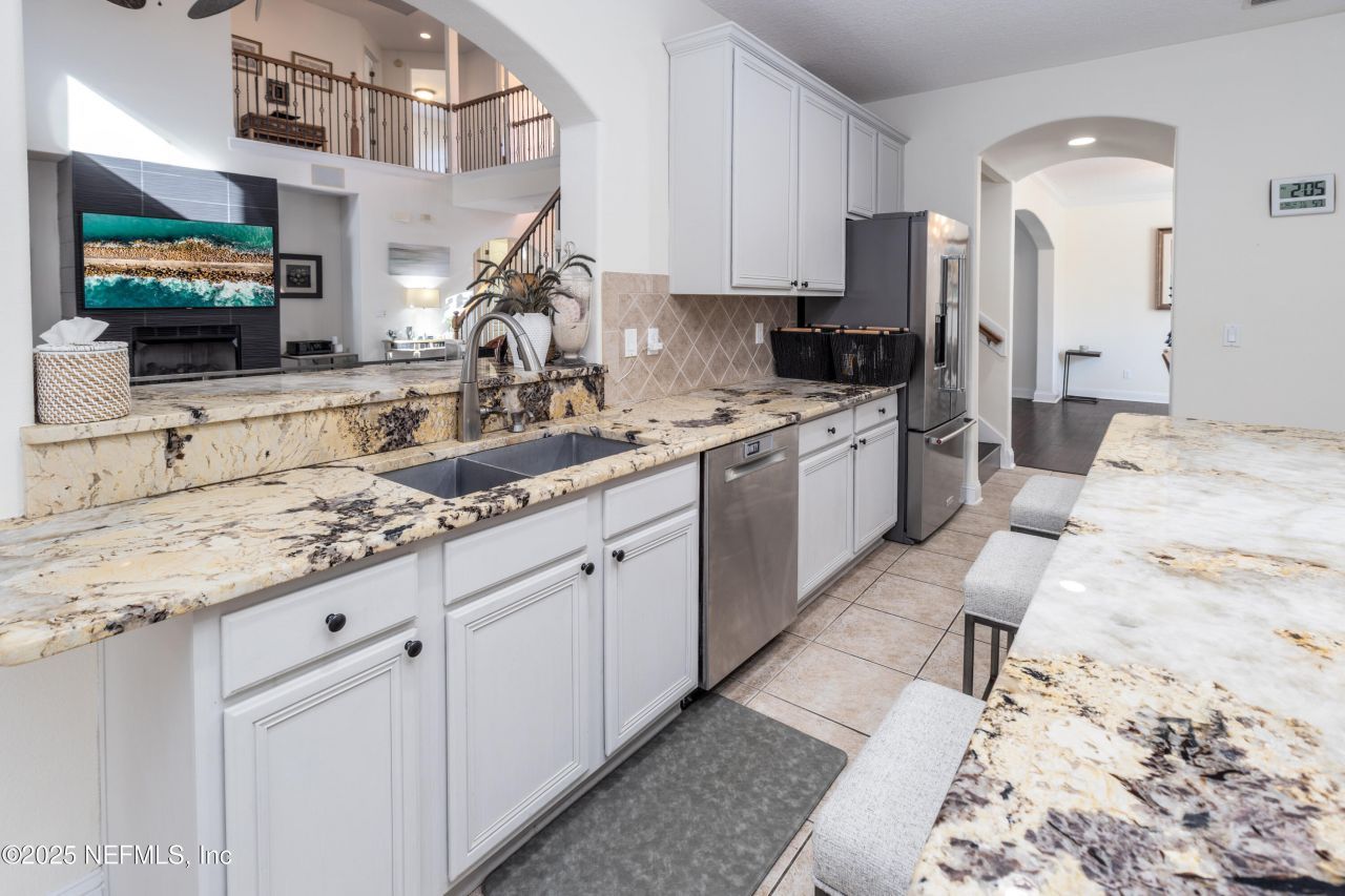 2512 Tuscan Oaks Lane, Jacksonville, FL 32223 Photo