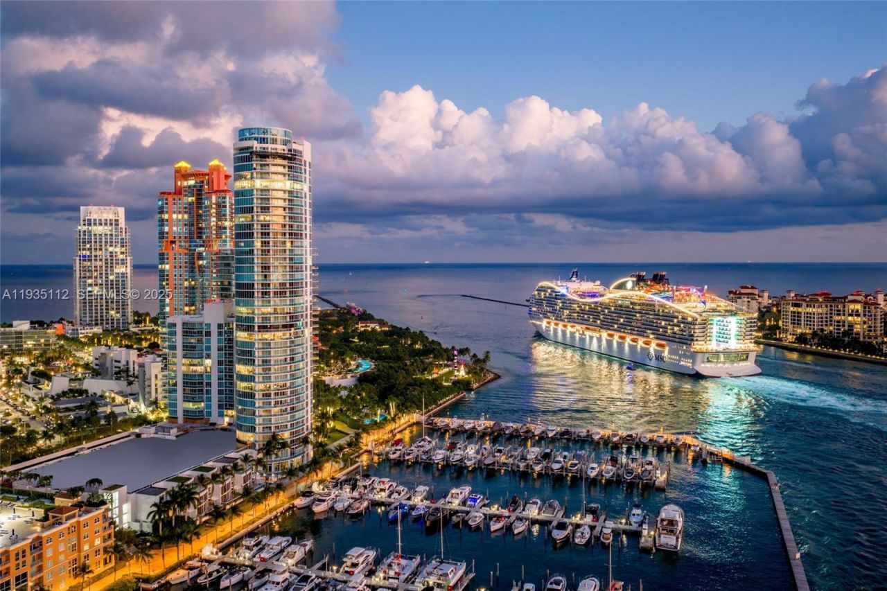 1000 S Pointe Dr, Unit 3501, Miami Beach, FL 33139 Photo