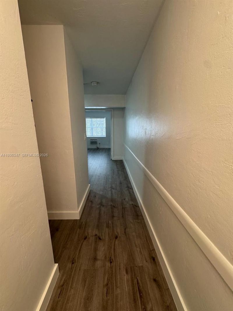 318 Majorca Ave, Unit 203, Coral Gables, FL 33134 Photo