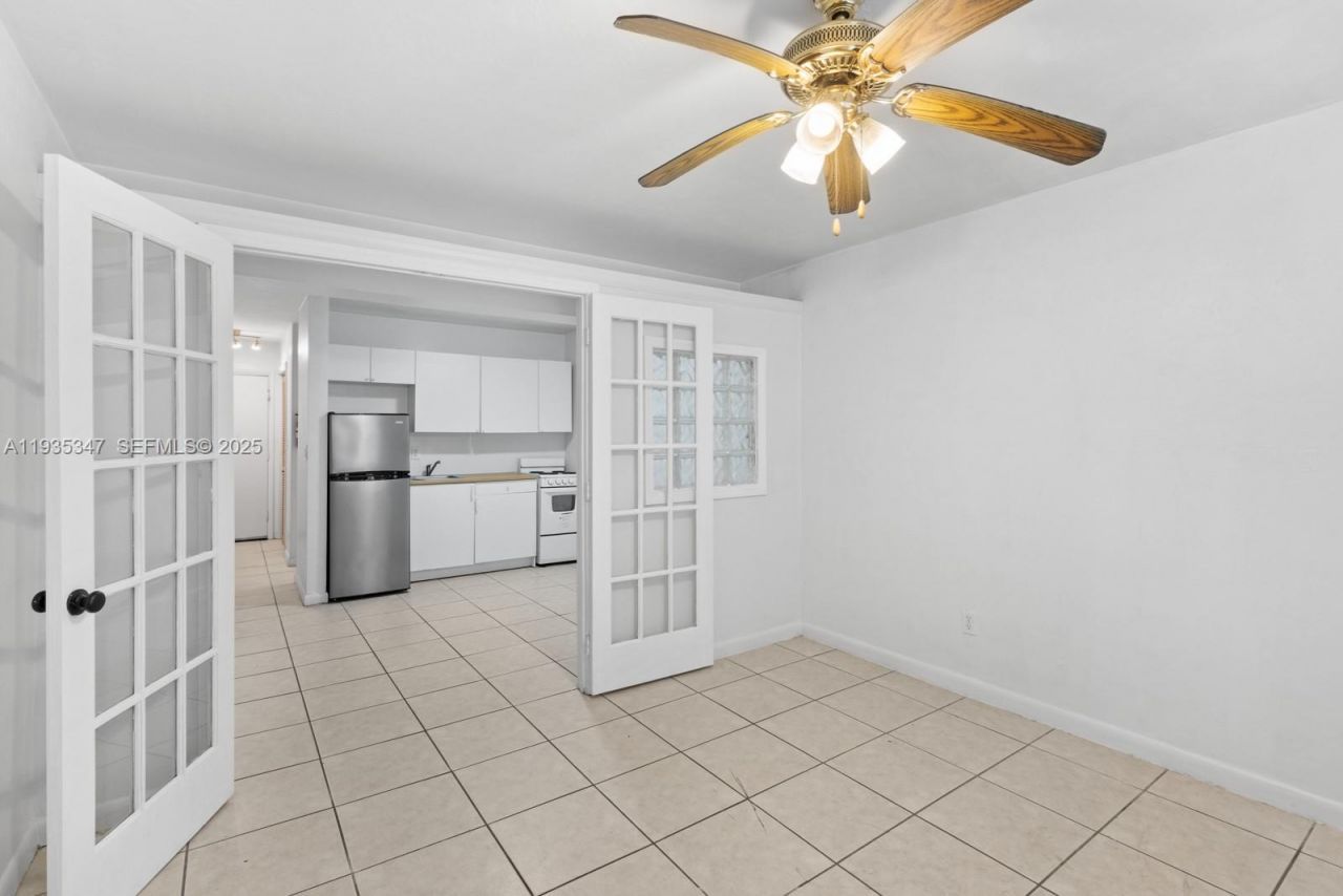 318 Majorca Ave, Unit 203, Coral Gables, FL 33134 Photo