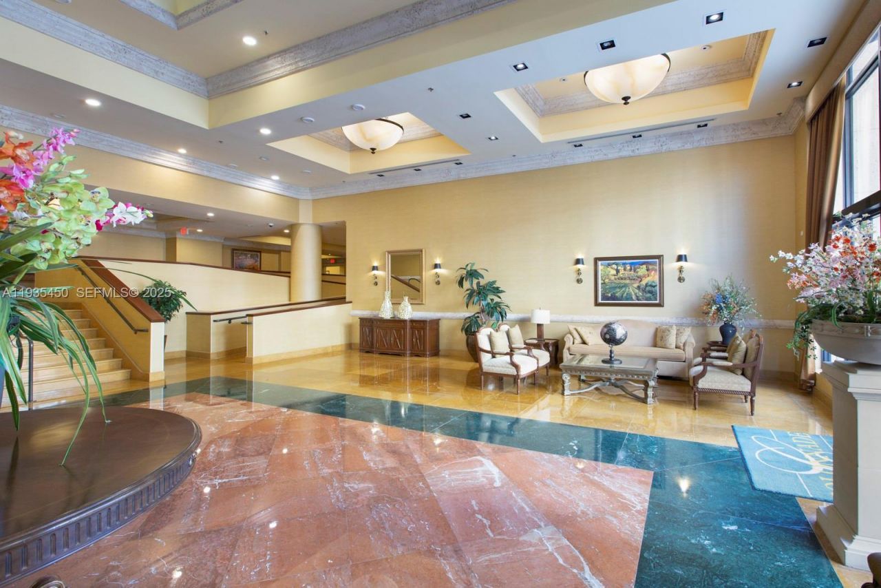 8395 SW 73rd Ave, Unit 521, Miami, FL 33143 Photo