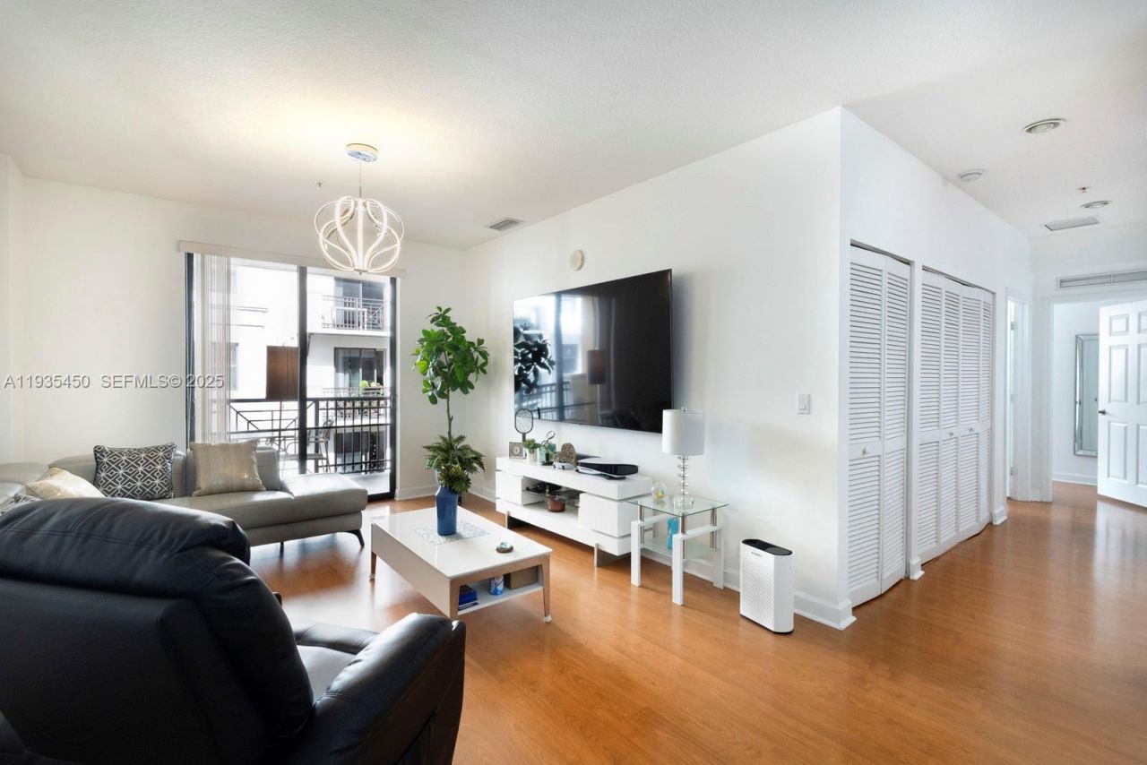 8395 SW 73rd Ave, Unit 521, Miami, FL 33143 Photo