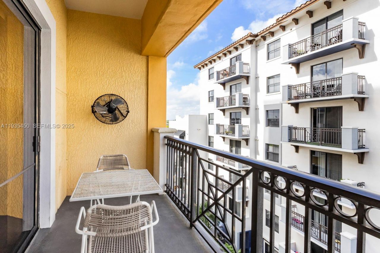 8395 SW 73rd Ave, Unit 521, Miami, FL 33143 Photo